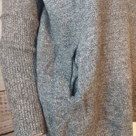 Babaton Aritzia Wool Linen Blend Black Gray V-Neck Pullover Top Women's Sz S/M - Picture 8 of 12